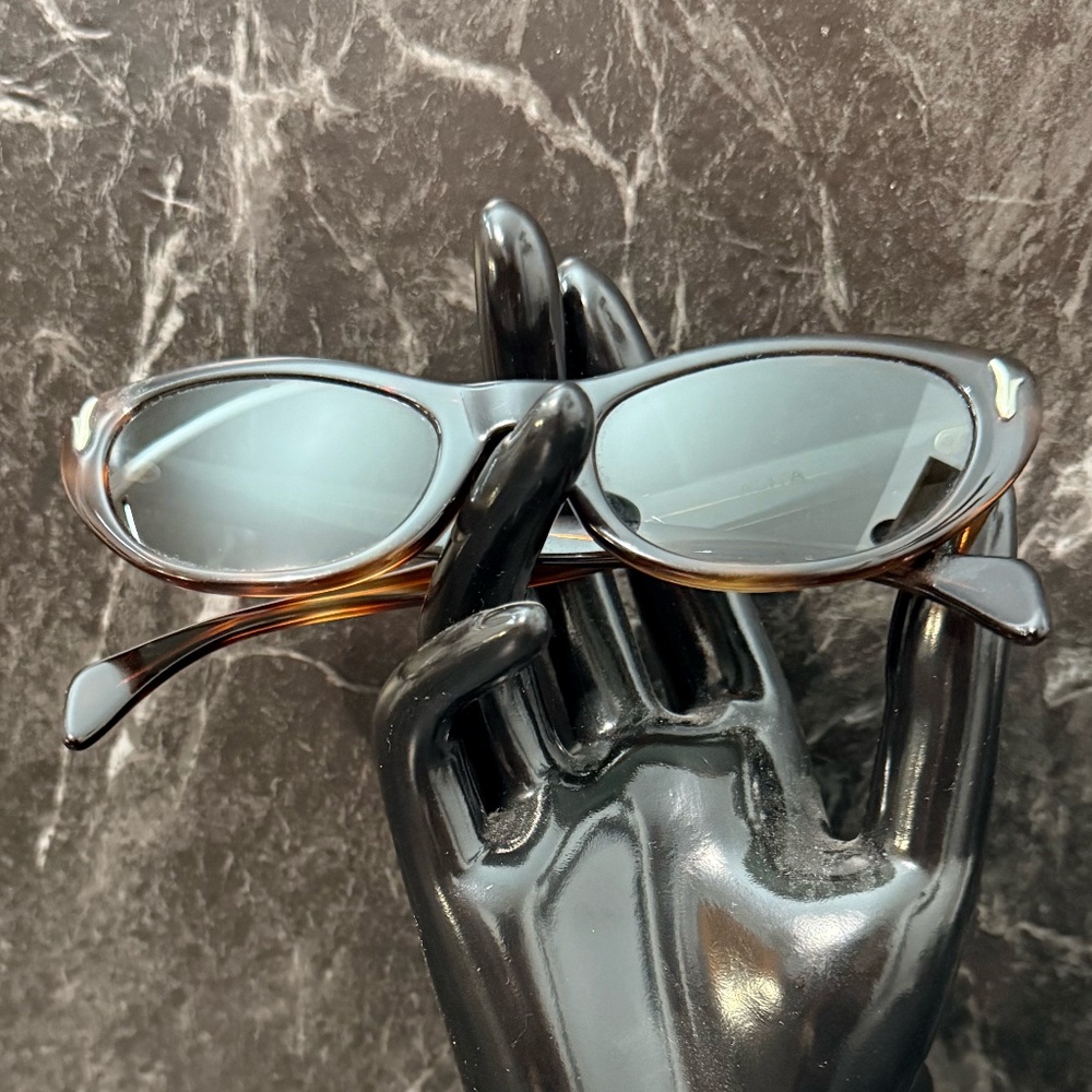 RAY-BAN Bausch & Lomb 1960’s “Alita" Cat Eye Sunglasses Vintage - Picture 1 of 16